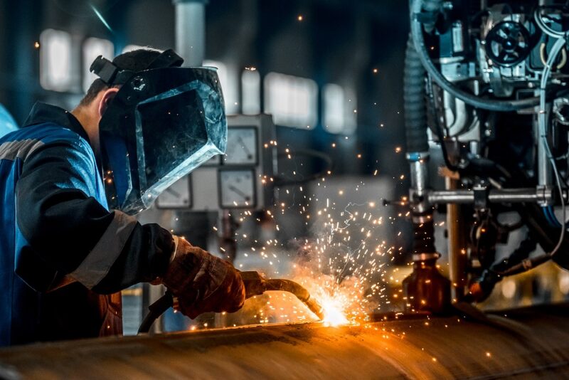 Custom Metal Fabrication in Oil & Gas